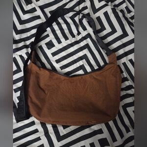 BAGGU Medium Crescent Bag